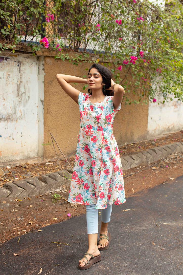 Floral Top with Side slit