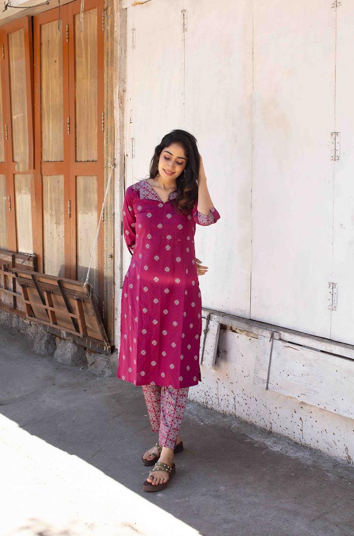 Roseberry Leafy Neck Kurti Set